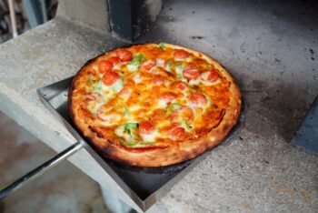 手作りピザ | 岩国でピザ窯体験ならネストハウス