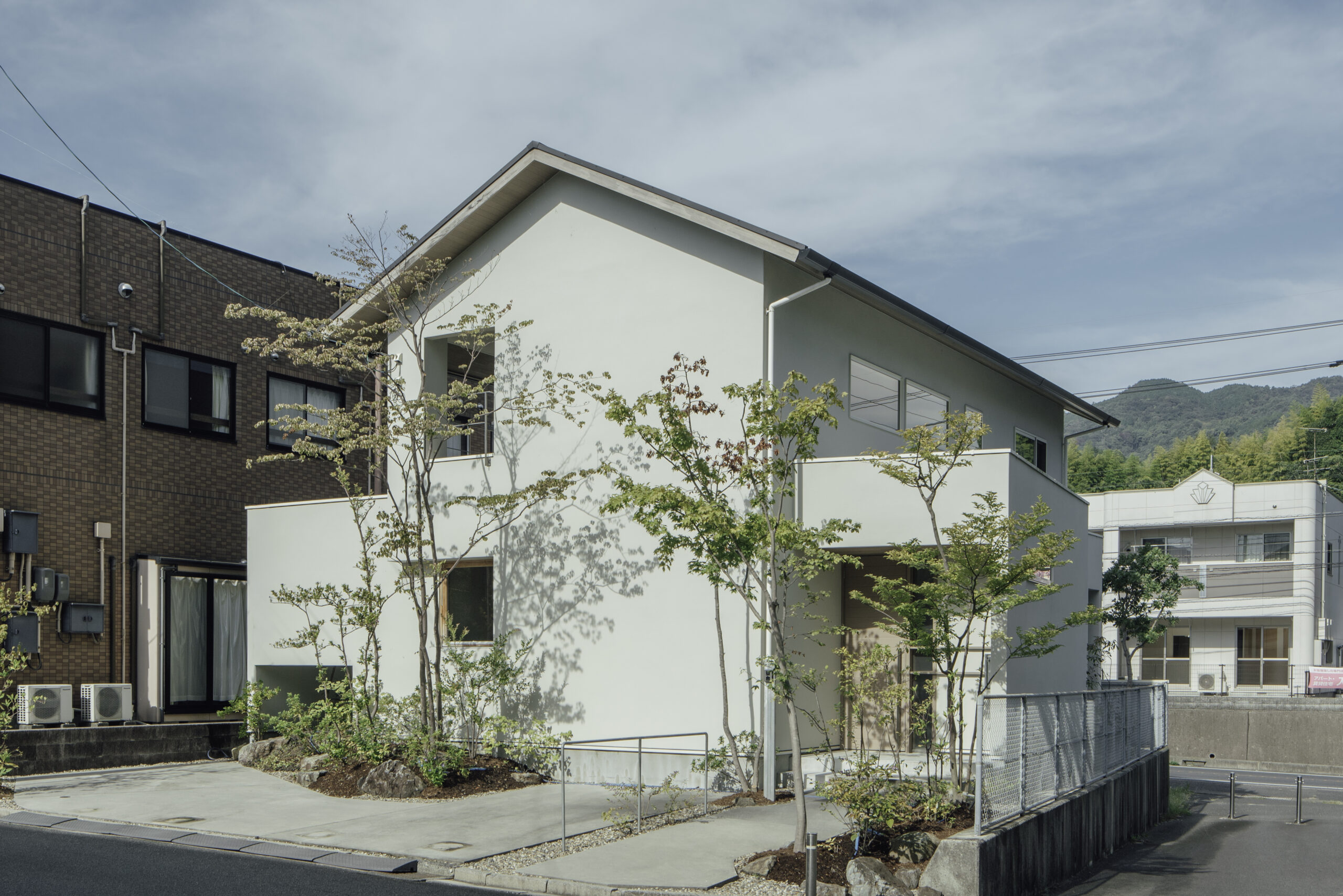 いつまでも色あせず標準であり続ける家